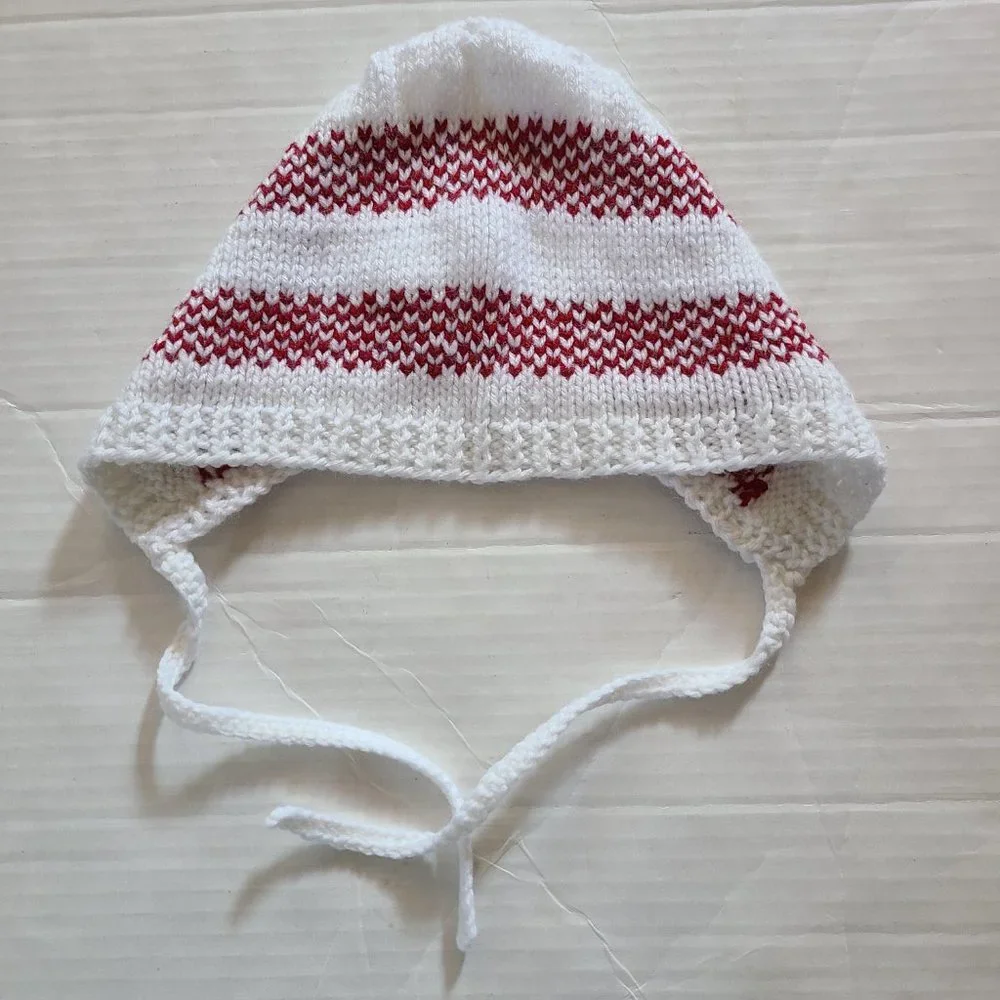 Baby Girl Knit Hat Bonnet White Red Front Tie Handmade Size 5-9 Months